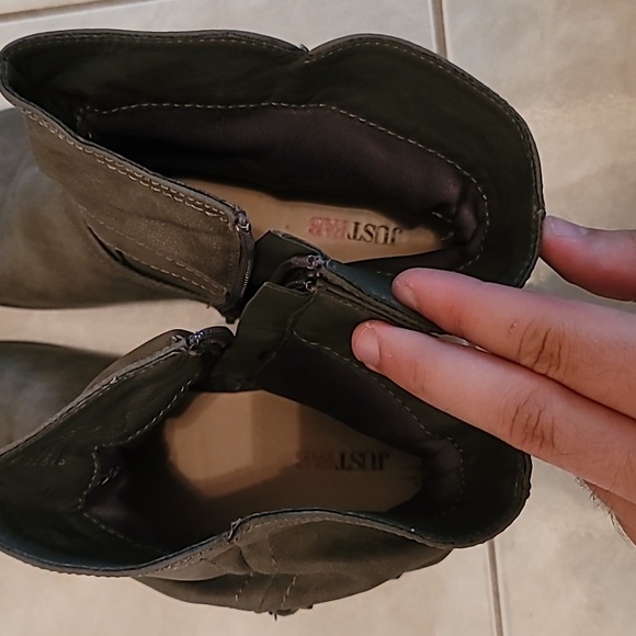 JustFab Gray Booties Size 8 - Picture 7 of 7